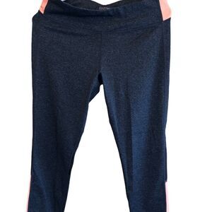 𝅺calvin Klein Capris EUC
